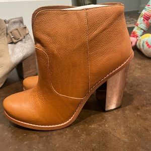 Chinese Laundry Raylin